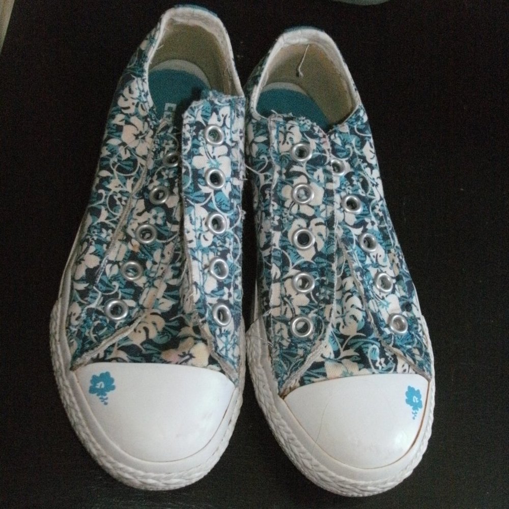 Converse Blue White Tropical Floral Hibiscus Low Top Slip-on Sneakers Shoes 13.5